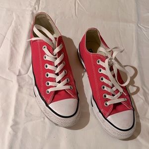 Hot pink unisex Converse. Size 7 women’s or size 5 men’s